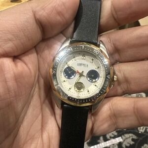 Works America Perry Ellis Gold Tone Mens Chrono Watch New Black Leather 37mm‎ 8"